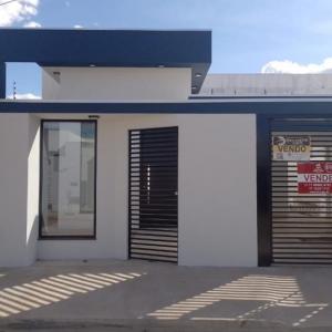 Casa para Venda no Bairro Luar do Cerrado em Luís Ed. Magalhães