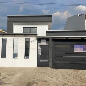 Casa para Venda no Bairro Cidade Universitária em Luís Ed. Magalhães