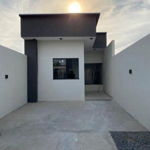 Casa para Venda no Bairro Parque São José em Luís Ed. Magalhães