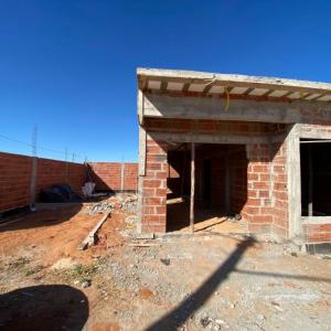 Casa para Venda no Bairro Novo Paraíso em Luís Ed. Magalhães