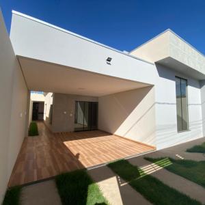 Casa para Venda no Bairro Luar do Cerrado em Luís Ed. Magalhães