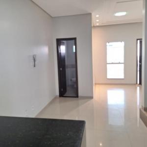 Sobrado para Venda no Bairro Residencial 90 em Luís Ed. Magalhães