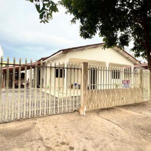 Casa para Venda no Bairro Centro em Luís Ed. Magalhães