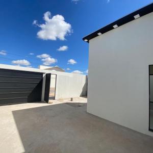 Casa para Venda no Bairro Luar do Cerrado em Luís Ed. Magalhães